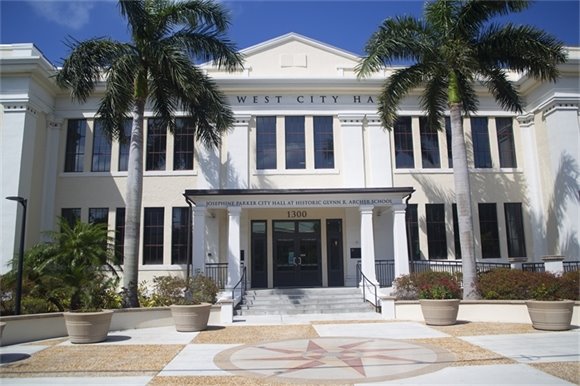 Image of City Hall 